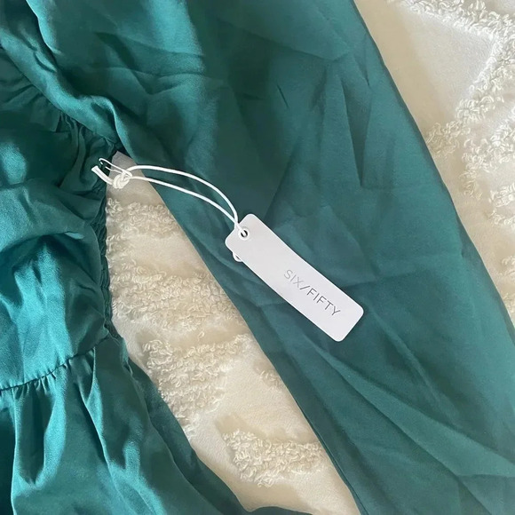 Six/Fifty Keyhole Green Blouse - Picture 2 of 5